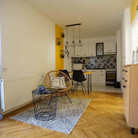 Sunny Place Novi Sad Buitenkant foto